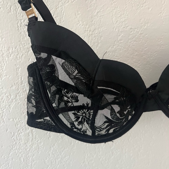 Bluebella Women's Cassandra Bra Black - 34DD Lace Lingerie Strappy Valentines - Picture 15 of 16